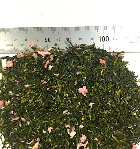 桜緑茶（国産さくら花フリーズドライ、国産桜葉）桜の花は緑茶に映えます